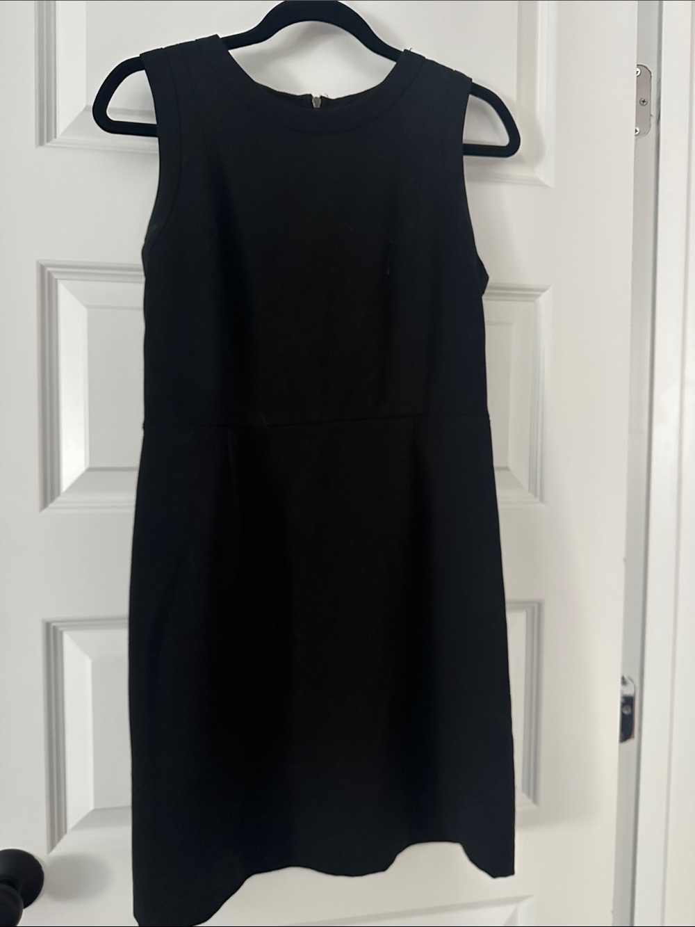 GAP Black Sleeveless Sheath Dress